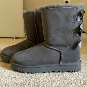Brand new Gray size 7 Uggs